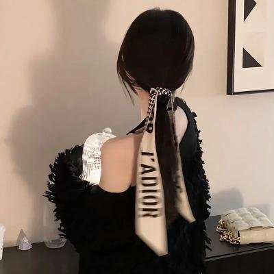 星期五俱乐部之荆棘之恋